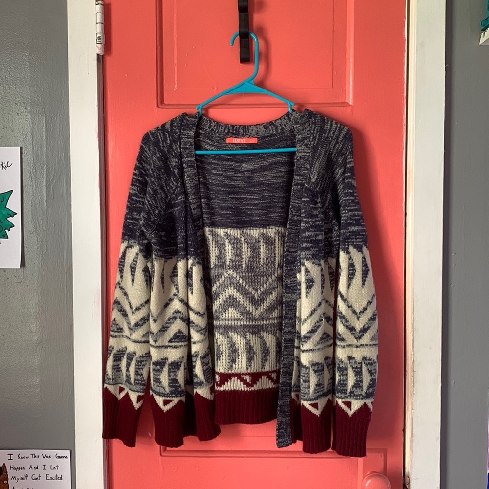 never seen this brand! small- cardigan